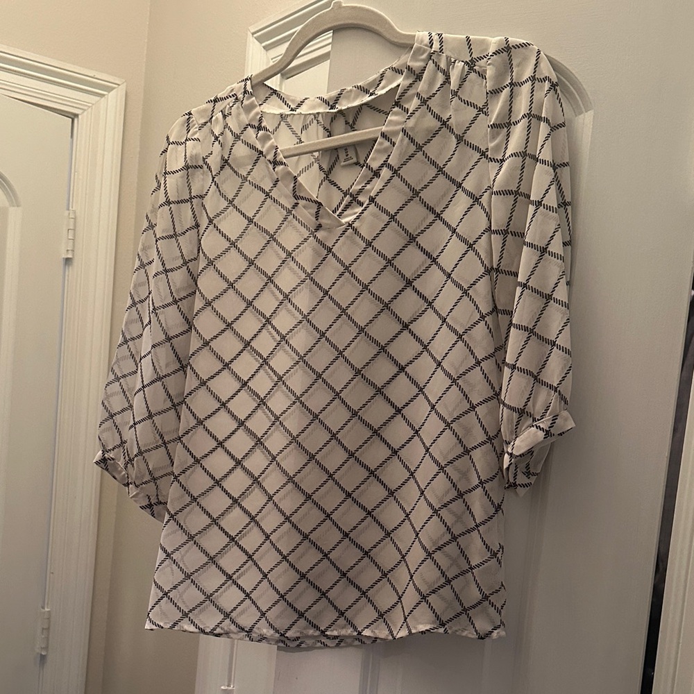 Old Navy Black and White Grid Blouse